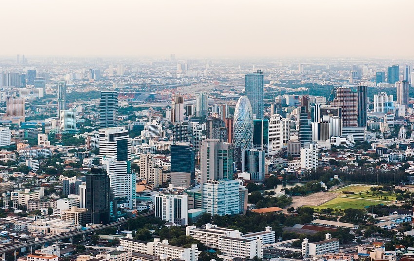ชีวิตยิ่งกว่าละคร ธุรกิจอสังหาฝ่าวิกฤตโควิด-ต้มยำกุ้ง-น้ำท่วมใหญ่