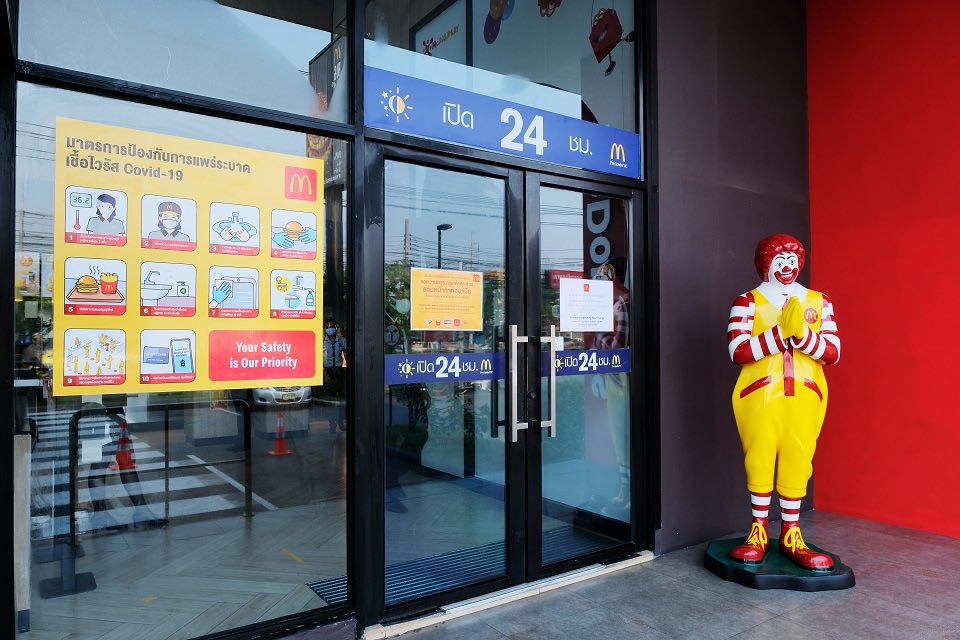 “แมคโดนัลด์” เริ่ม 10 มาตรการ-เปิดให้นั่งกินที่ร้าน