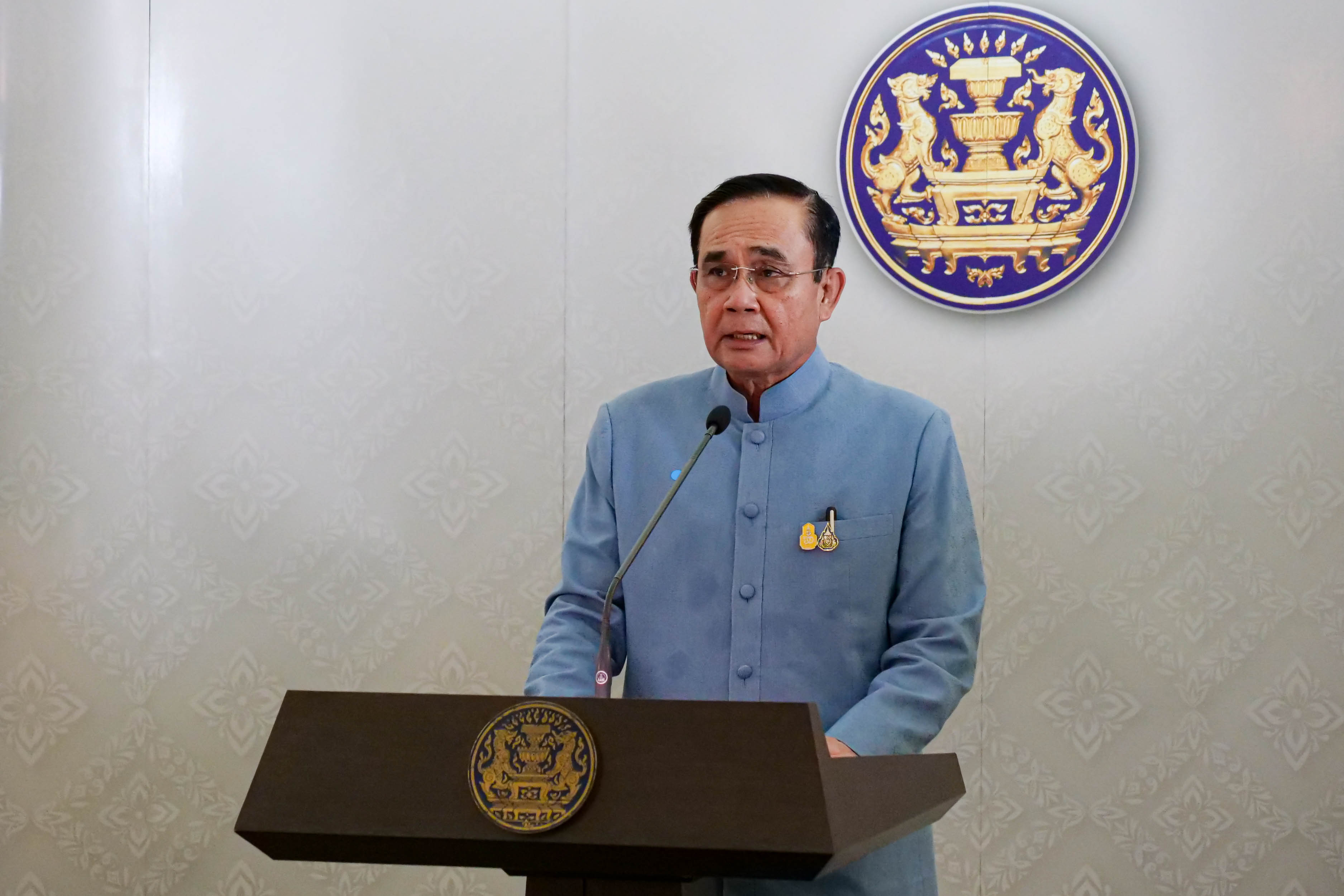 “ประยุทธ์” ลงพื้นที่ก่อนคลายล็อก คนติดเชื้อลด 0% ก็ไม่วางใจ