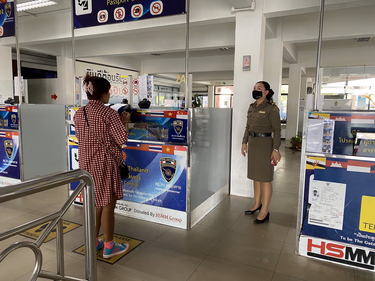 ‘หนองคาย’ รับคนไทยตกค้างในลาวผ่านด่านพรมแดนเกือบ 200 คน
