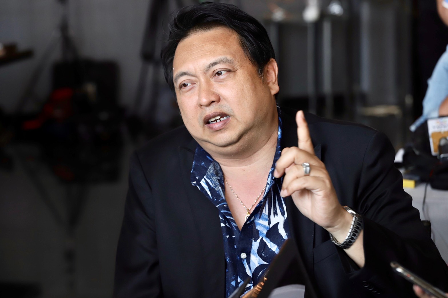 พ.ร.ก.เราไม่ทิ้งกัน มาตรฐานสูงกว่าไทยเข้มแข็ง-จัดการน้ำ