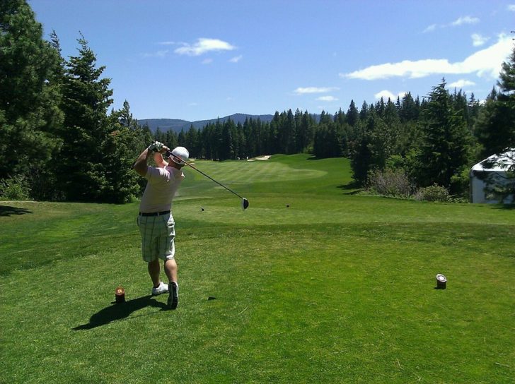 golfing-78257_960_720