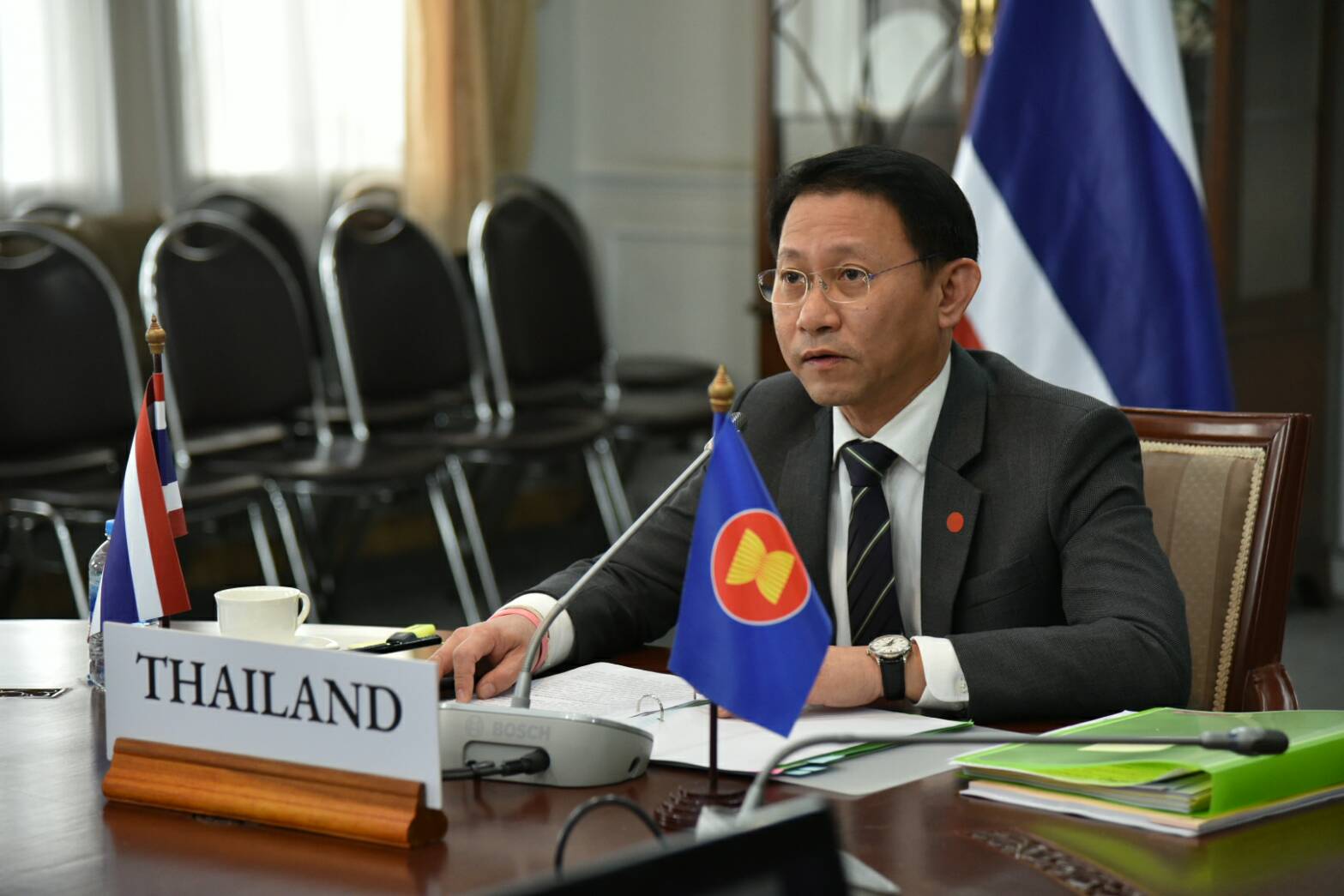 ประชุมอาเซียน +3 อาเซียนสมัยพิเศษ ย้ำ แผนฟื้นเศรษฐกิจจากพิษโควิด-19