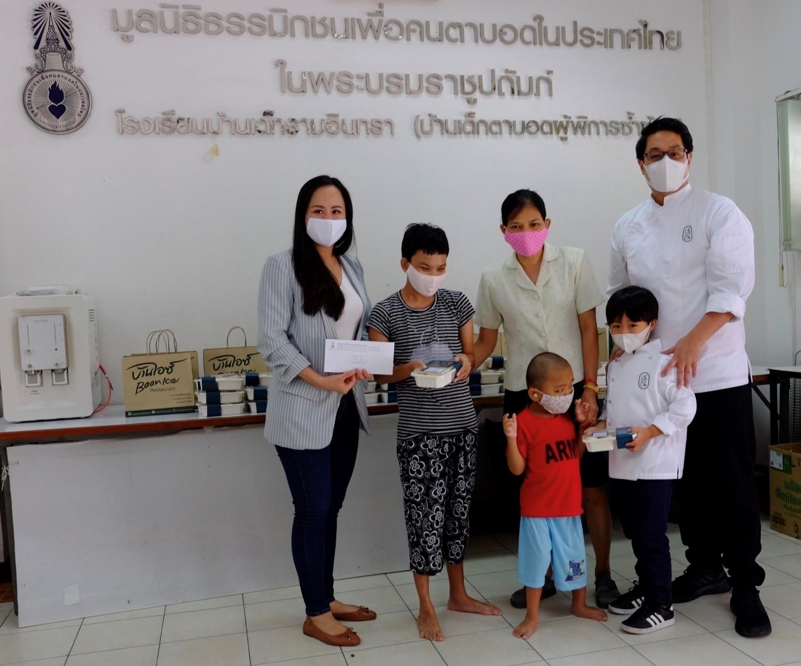 ศรณ์ x บ้านไอซ์ แบ่งปันข้าวพันกล่อง