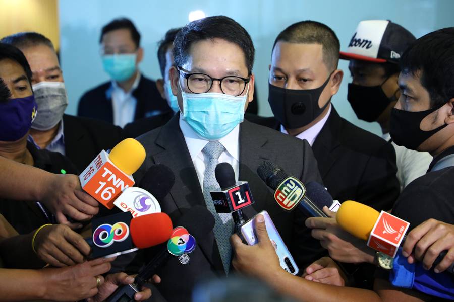 “อุตตม” พร้อมอุ้ม SME ขนส่ง 3 แสนราย หนุนจ้างงาน 6 ล้านคน
