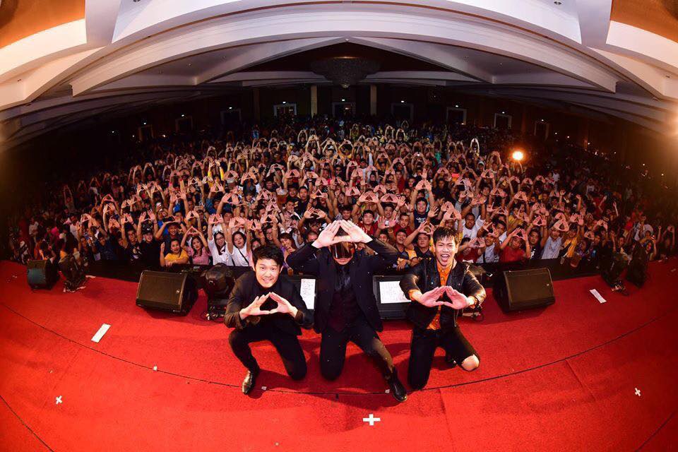 คอนเสิร์ตดี๊ด๊ารับปลดล็อก ‘บีอีซี-เทโร’ ลุยไลฟ์สตรีมมิ่ง