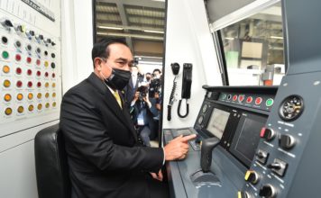 พล.อ.ประยุทธ์ เปิดรถไฟฟ้า
