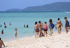 แจกเงินเที่ยว 3,000 บาท 10 ล้านคน คลังนัดถก 4 มิ.ย.นี้