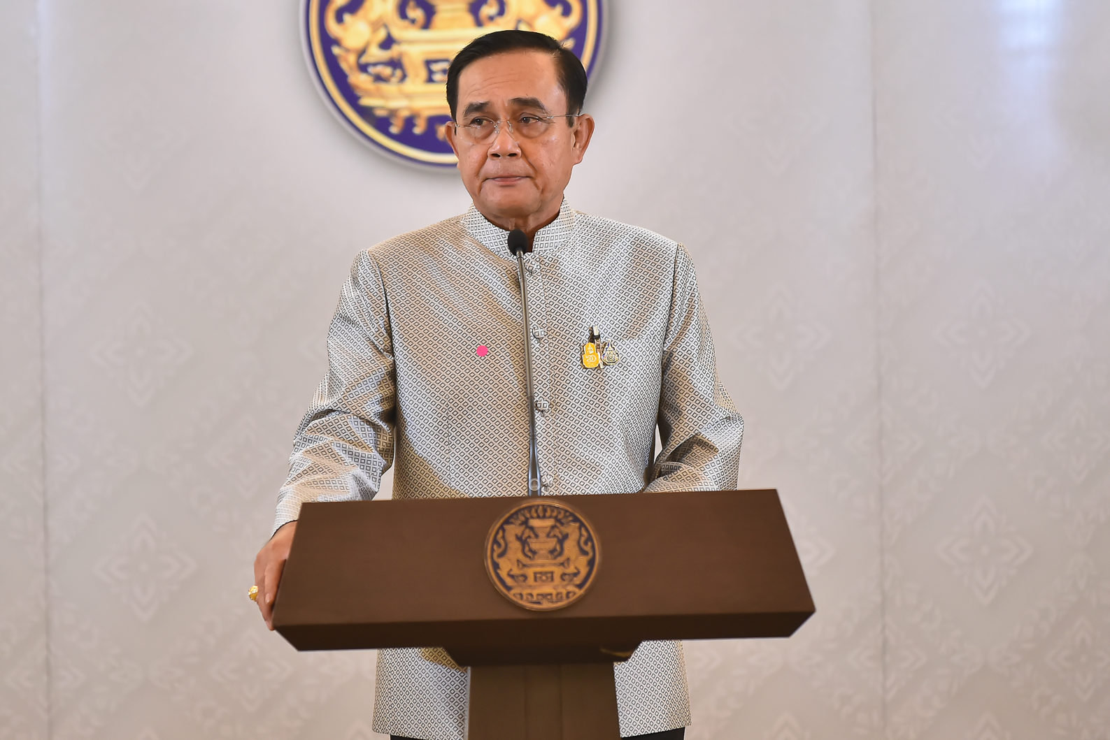“สุรา พาคิดน้อย ด้อยความปลอดภัย” นายกฯ มอบคำขวัญวันงดดื่มสุรา 2563