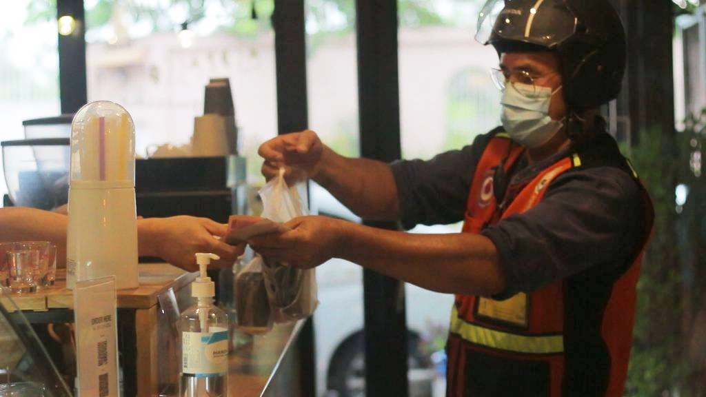 “ตามสั่ง-ตามส่ง” สั่งอาหารในชุมชน ส่งโดยพี่วินแถวบ้านคุณ