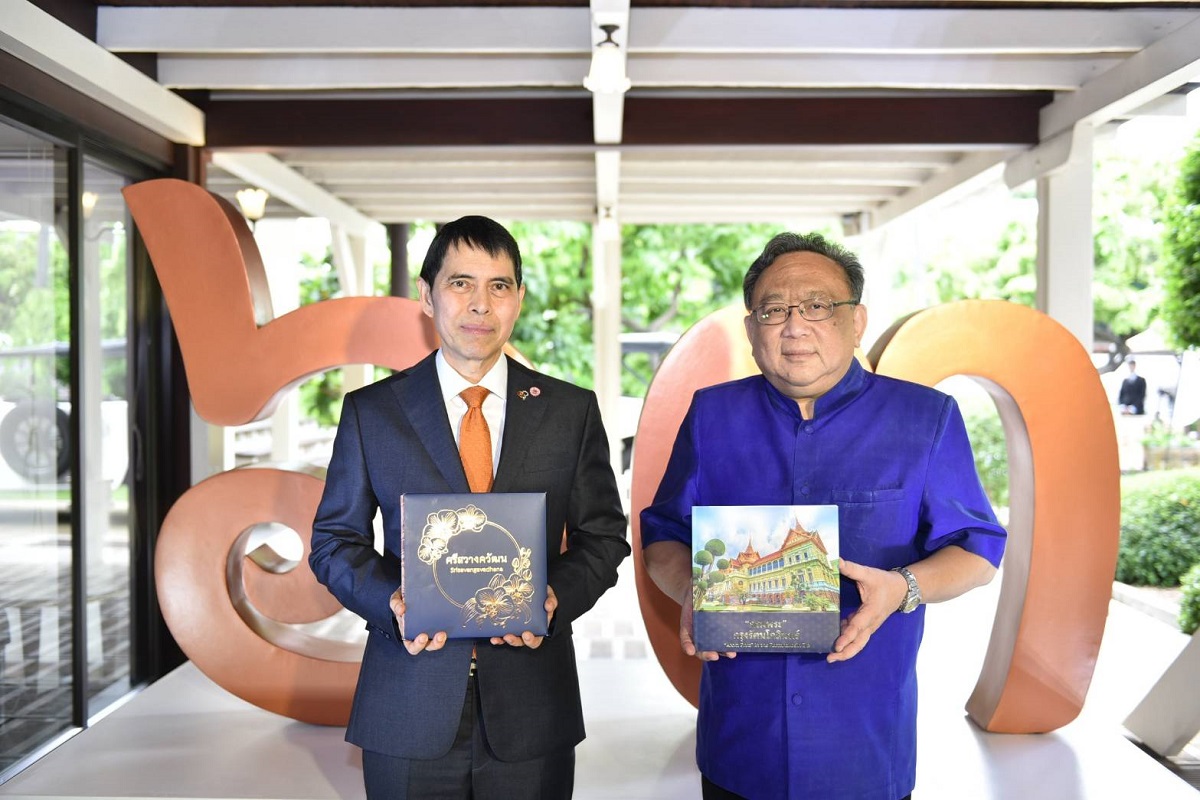 เปิดตัวชุดแบบอักษรพระราชทาน และ หนังสือเฉลิมพระเกียรติชุด “ศรีสวางควัฒน”