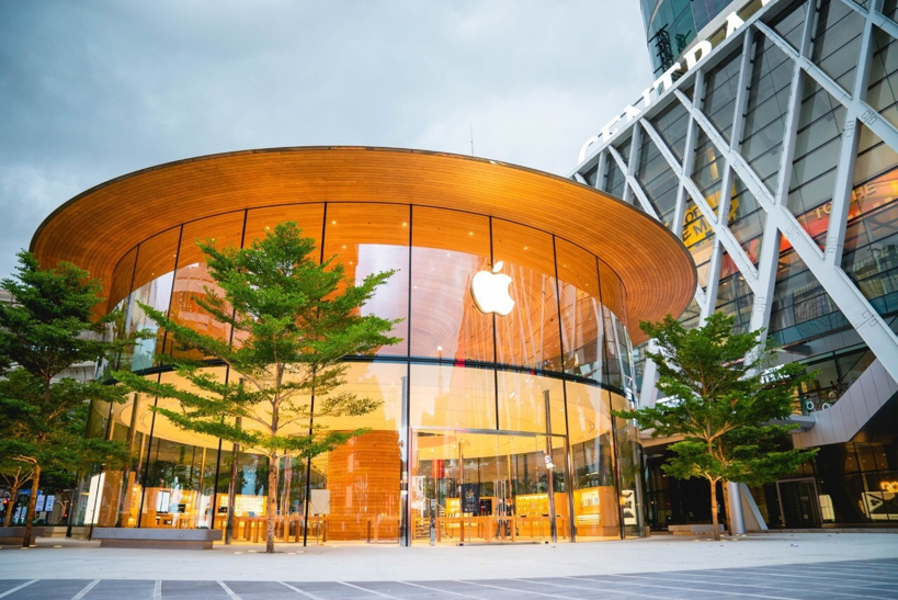 เซ็นทรัลเวิลด์ ต้อนรับ Apple Central World สาขาที่ใหญ่ที่สุดในไทย