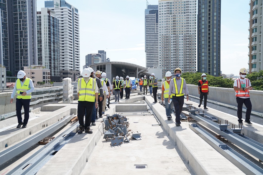 AMR ASIA เข้าตรวจรับรถไฟฟ้าสายสีทองรุ่น Bombardier Innovia APM 300 แบบล้อยางไร้คนขับขบวนแรกของไทย