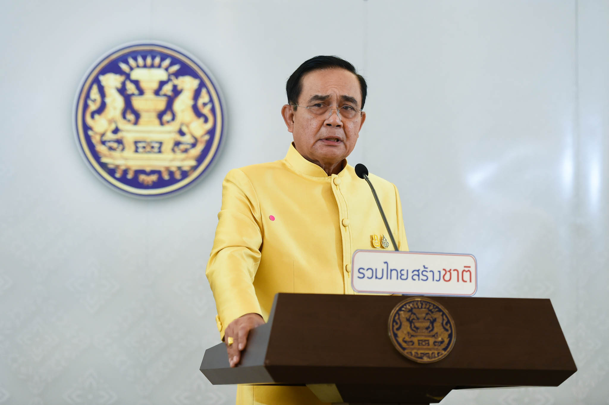 “ประยุทธ์” สั่งแบนโรงแรมขึ้นราคา จ่อต่อ พ.ร.ก.ฉุกเฉิน ยันไม่ใช่เรื่องการเมือง
