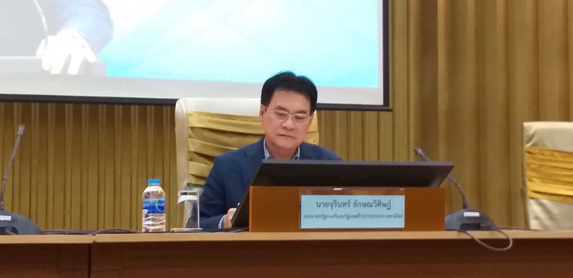 “จุรินทร์” ลงภูเก็ตช่วยระดมเงิน 6 ล้านจัด 3 เทศกาลใหญ่ กระตุ้นท่องเที่ยว