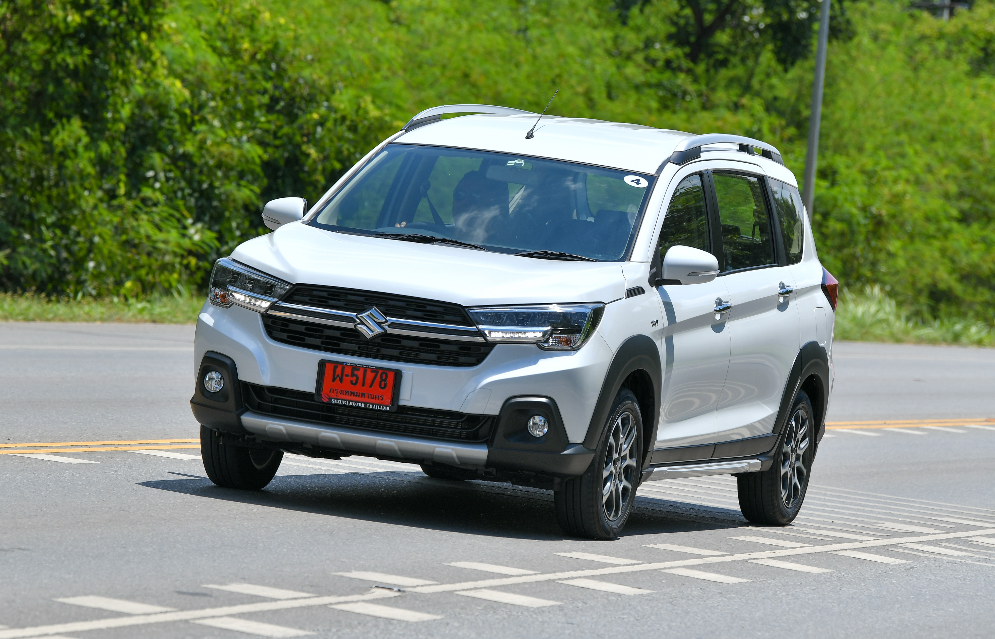 à¸‹à¸¹à¸‹à¸¹à¸à¸´ XL7 à¸žà¸£à¸µà¹€à¸¡à¸µà¹ˆà¸¢à¸¡à¸„à¸£à¸­à¸ªà¹‚à¸­à¹€à¸§à¸­à¸£à¹Œ