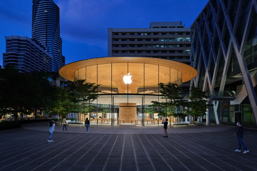 Apple Central World สาขาใหม่ เปิดวันแรก “ทิม คุก” ทวีตถึงคนไทย