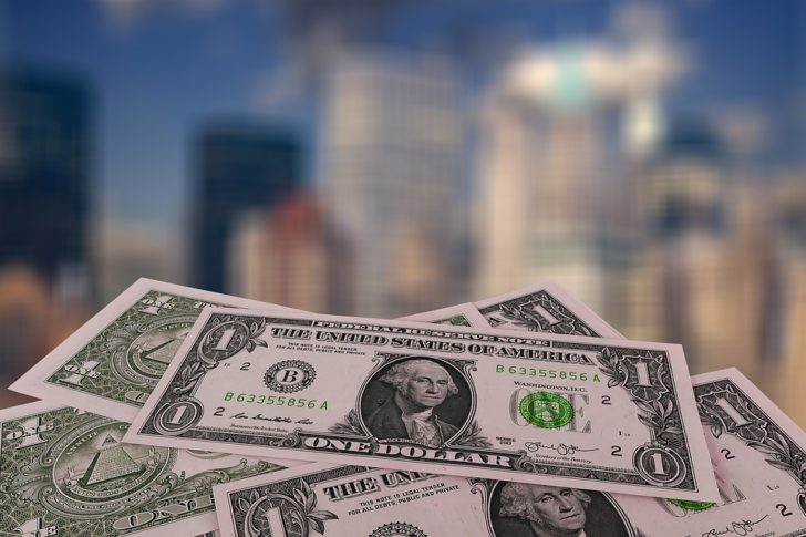 dollar-3338112_960_720