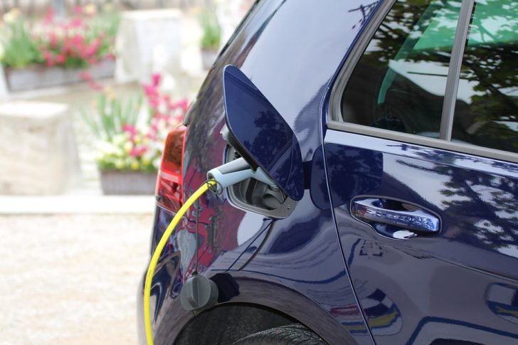 electric-car-4293130_960_720