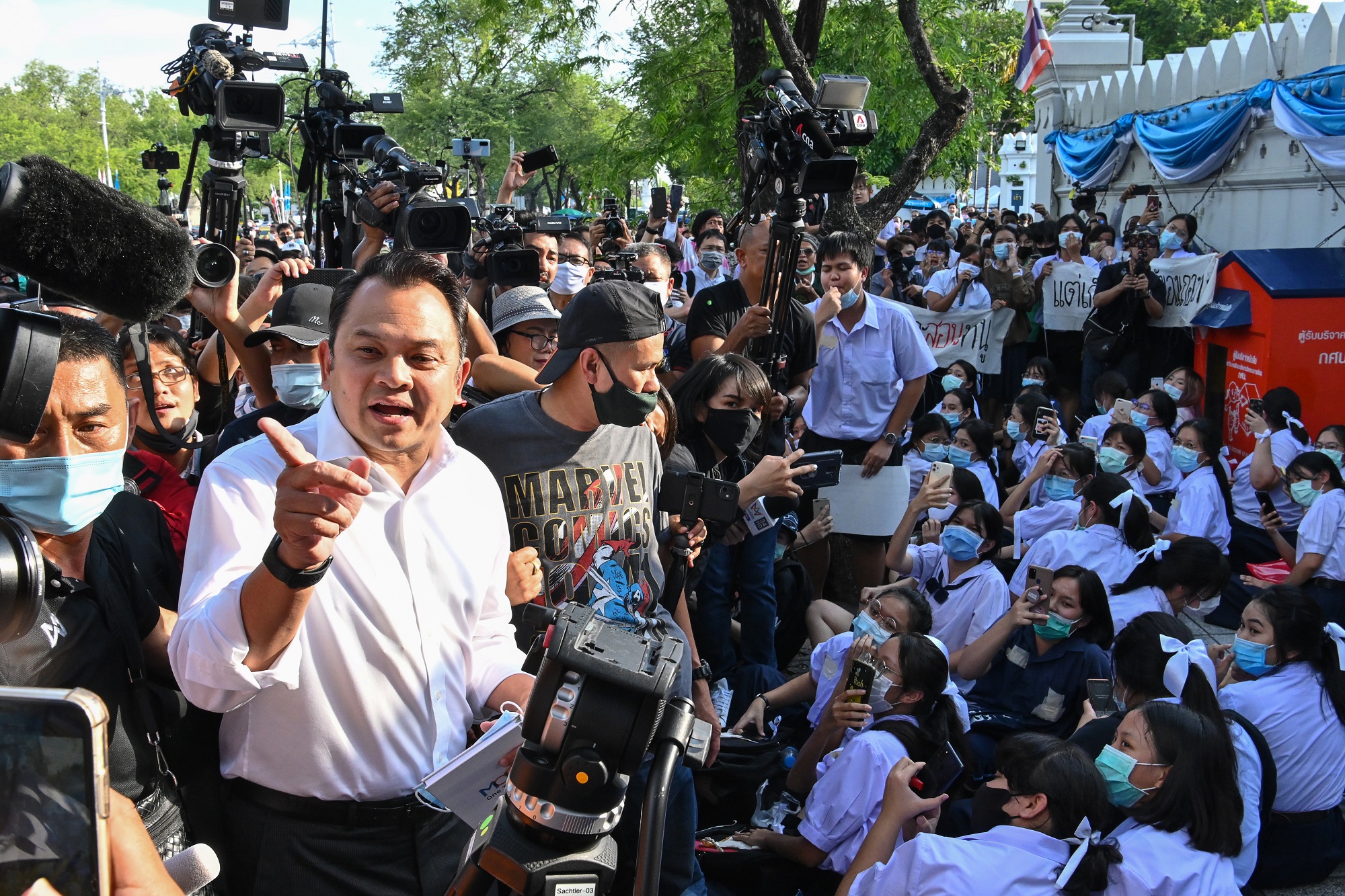 ศธ. ออกประกาศด่วน ให้ ร.ร. เปิดรับฟังความเห็นเด็ก ส่งเสริมเสรีภาพ