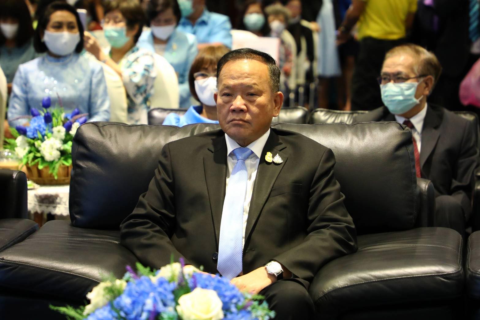 “สันติ” ปัดงัดข้อ “ปรีดี” ปมโยกย้ายข้าราชการคลัง