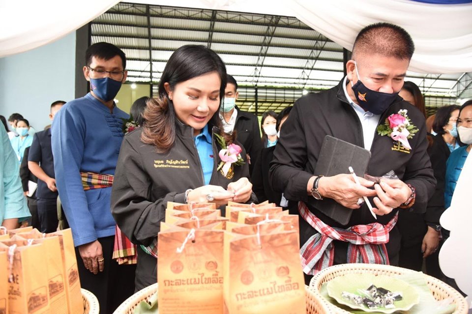 ธรรมนัส ควง นฤมล สำแดงฤทธิ์เดช ลงพื้นที่เคลื่อนงานระดับจังหวัด 