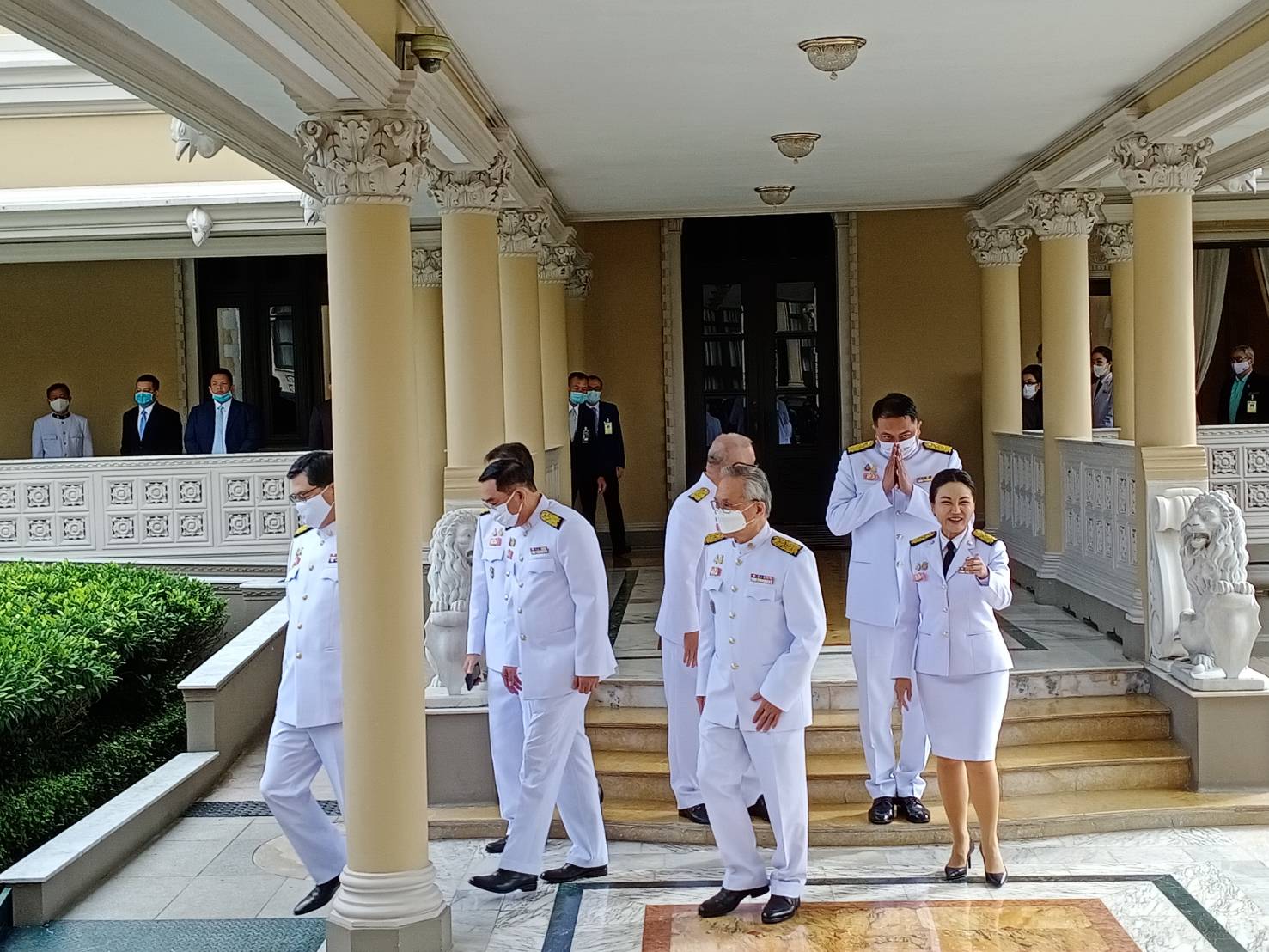 นางนฤมล ภิญโญสินวัฒน์