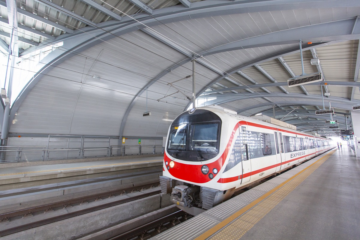 ครม.ชงรัฐบาลใหม่ แก้สัญญารถไฟไฮสปีด ชะลอจ่ายค่าสิทธิแอร์พอร์ตลิงก์
