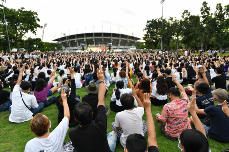 ชุมนุมธรรมศาสตร์จะไม่ทนเลยขอบเขต