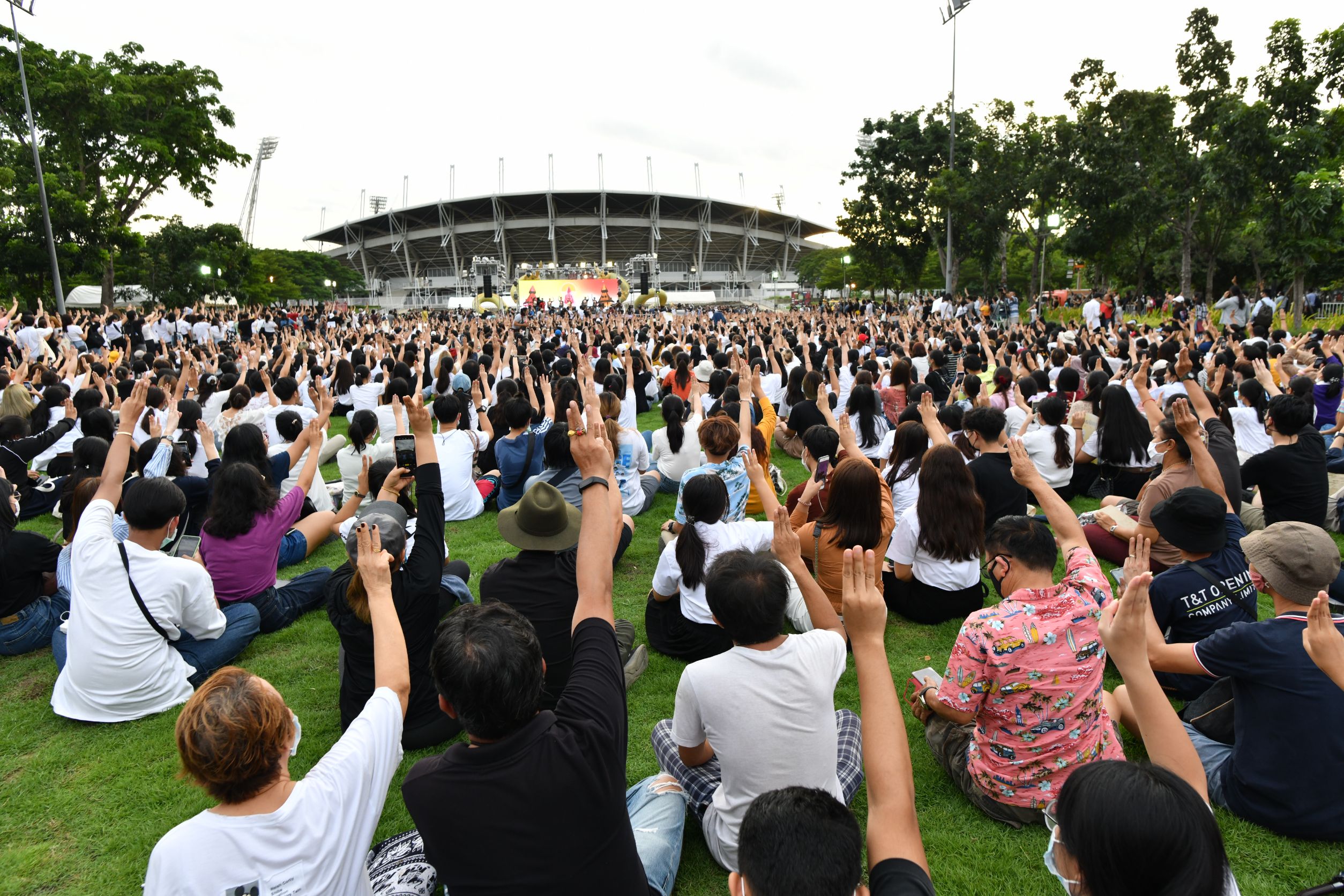 อ.ปริญญา ขออภัย ปราศรัยธรรมศาสตร์จะไม่ทน เลยขอบเขต