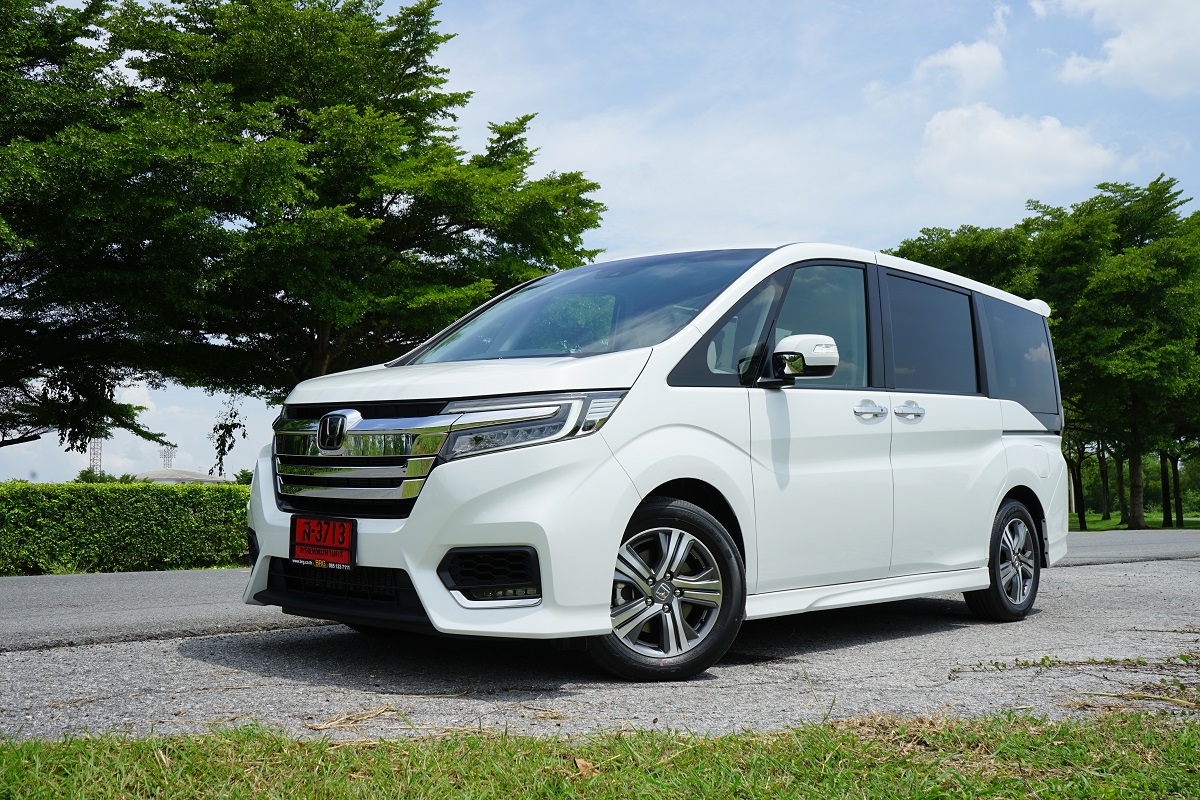 รีวิวรถครอบครัว Honda Stepwgn Spada