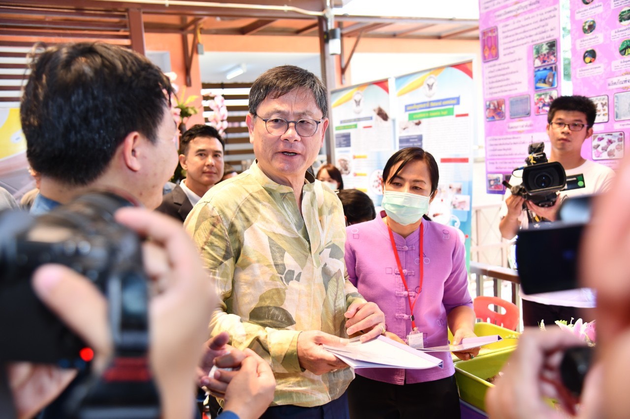 รมว.อว. ลงพื้นที่ 8 จังหวัด ภาคเหนือตอนบน สำรวจโครงการ อว.จ้างงาน บรรเทาผลกระทบโควิด-19