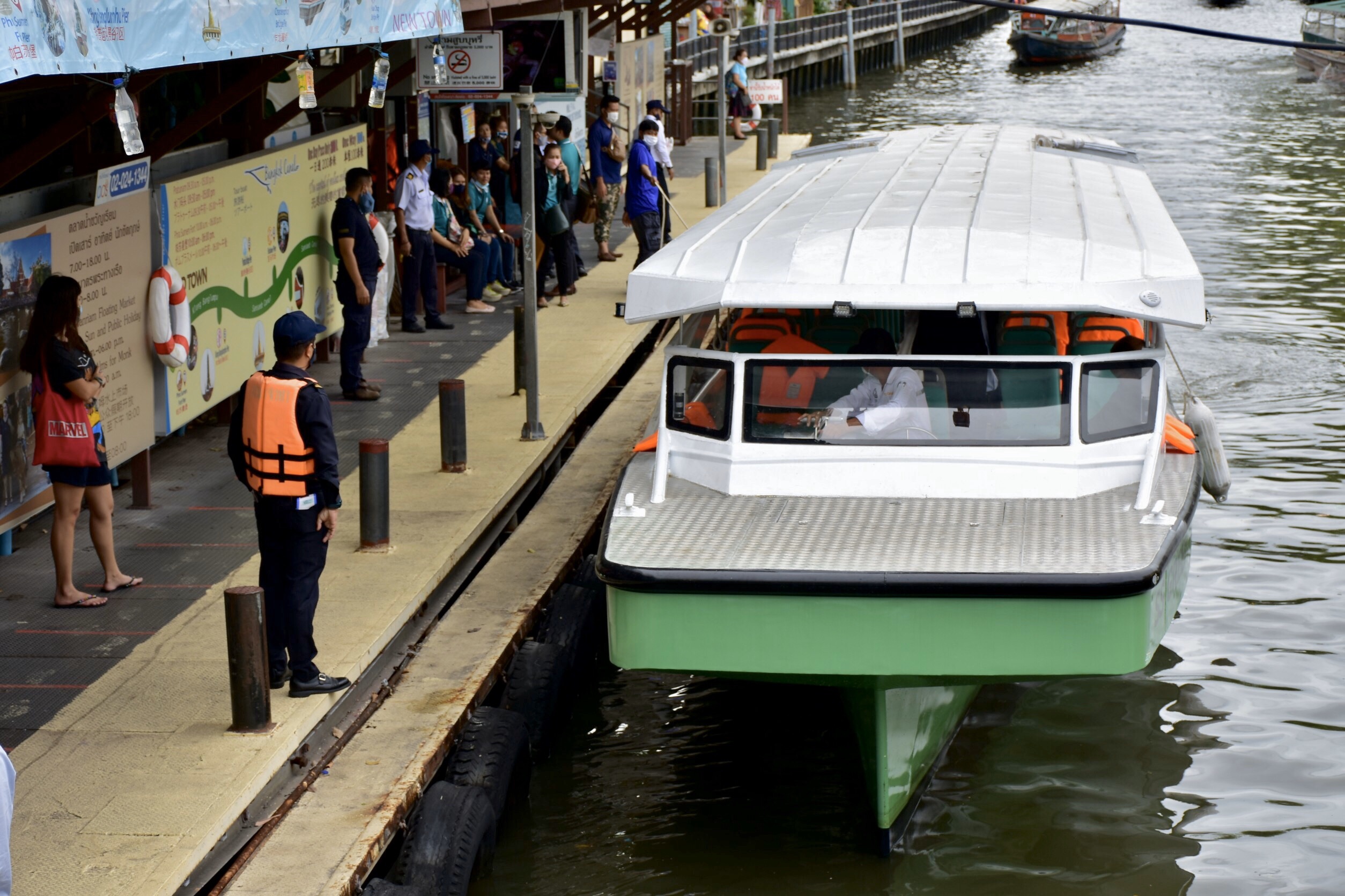 “เรือไฟฟ้า” ทดลองวิ่งคลองแสนแสบ รับผู้โดยสารได้ 100 คน