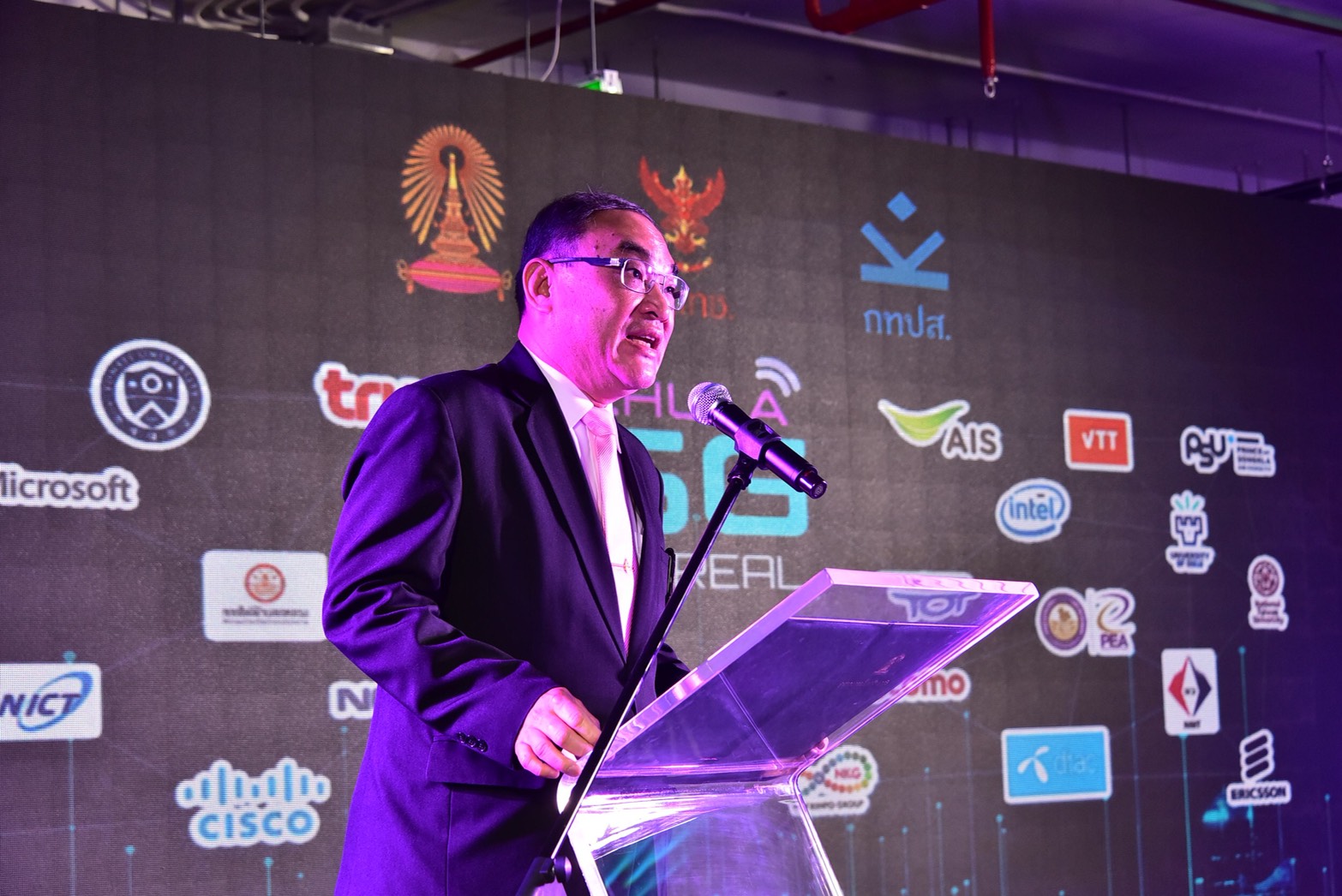 จุฬาฯ-กสทช. โชว์ใช้งาน 5G ตรวจโรคตา-วัดคุณภาพอากาศ