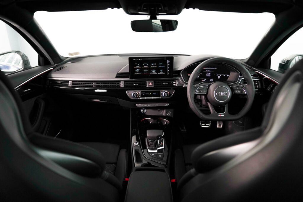 ภายใน Audi A4 Avant