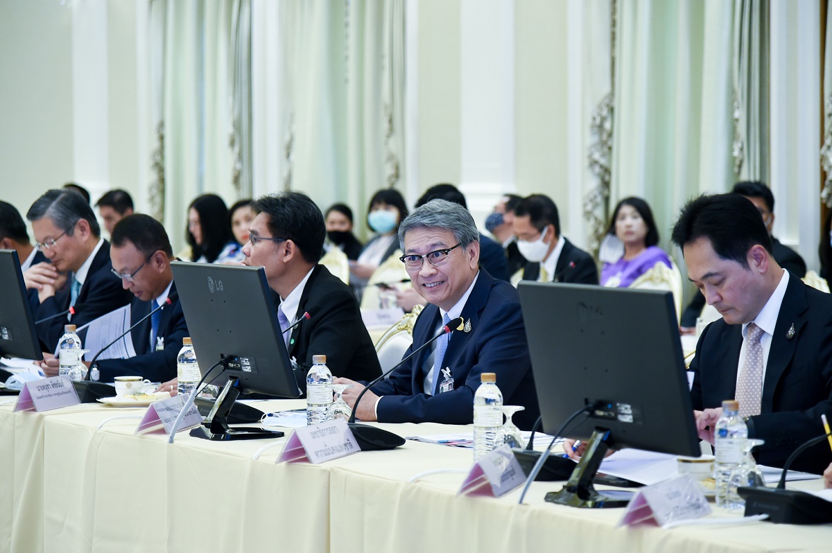 ประชุมศบศ.