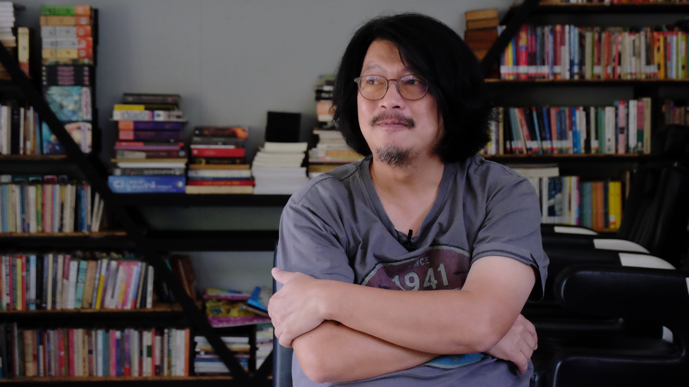 บก.ลายจุด : “ประยุทธ์” ไม่มีทางชนะมวลชนเป็นล้าน ต้องยุบสภา-ปฏิวัติ
