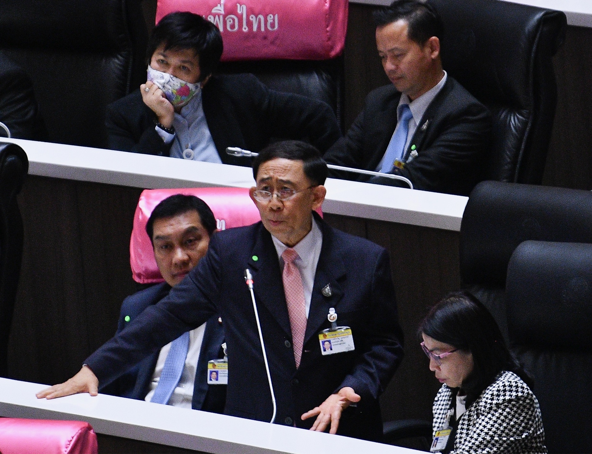 ประยุทธ์ แฉ มิ่งขวัญ กลางสภา เคยขอนั่งรองนายกฯ เศรษฐกิจ