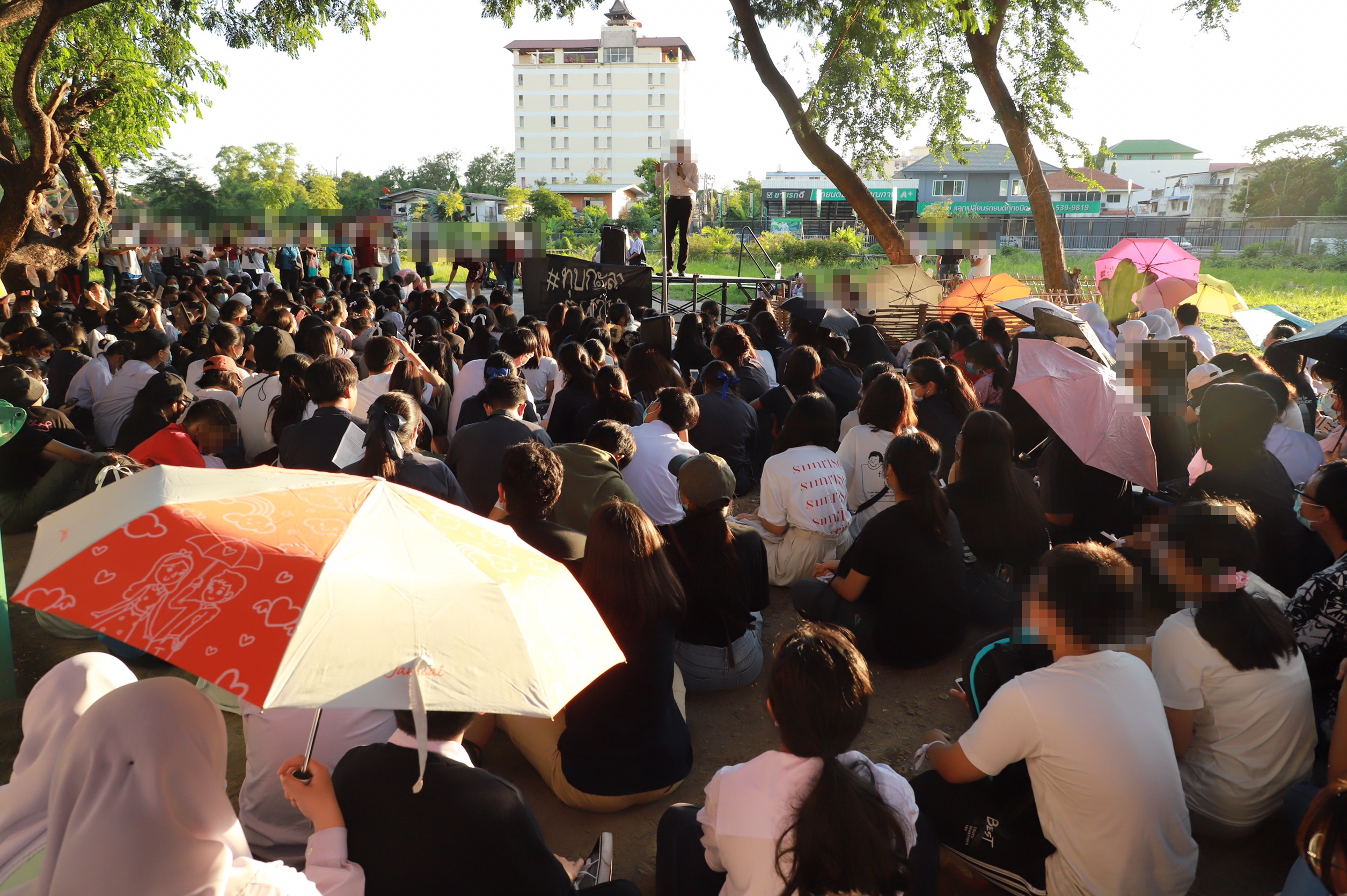 “บอดินไม่อินเผด็จการ” ผิดหวัง ส.ว. ยื้อเวลาญัตติแก้ “รัฐธรรมนูญ”