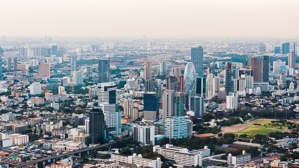 10 อสังหาฯลงทุนใหม่ 2.2 แสนล้าน วัดดวงกำลังซื้อ-โจทย์หินปี’64