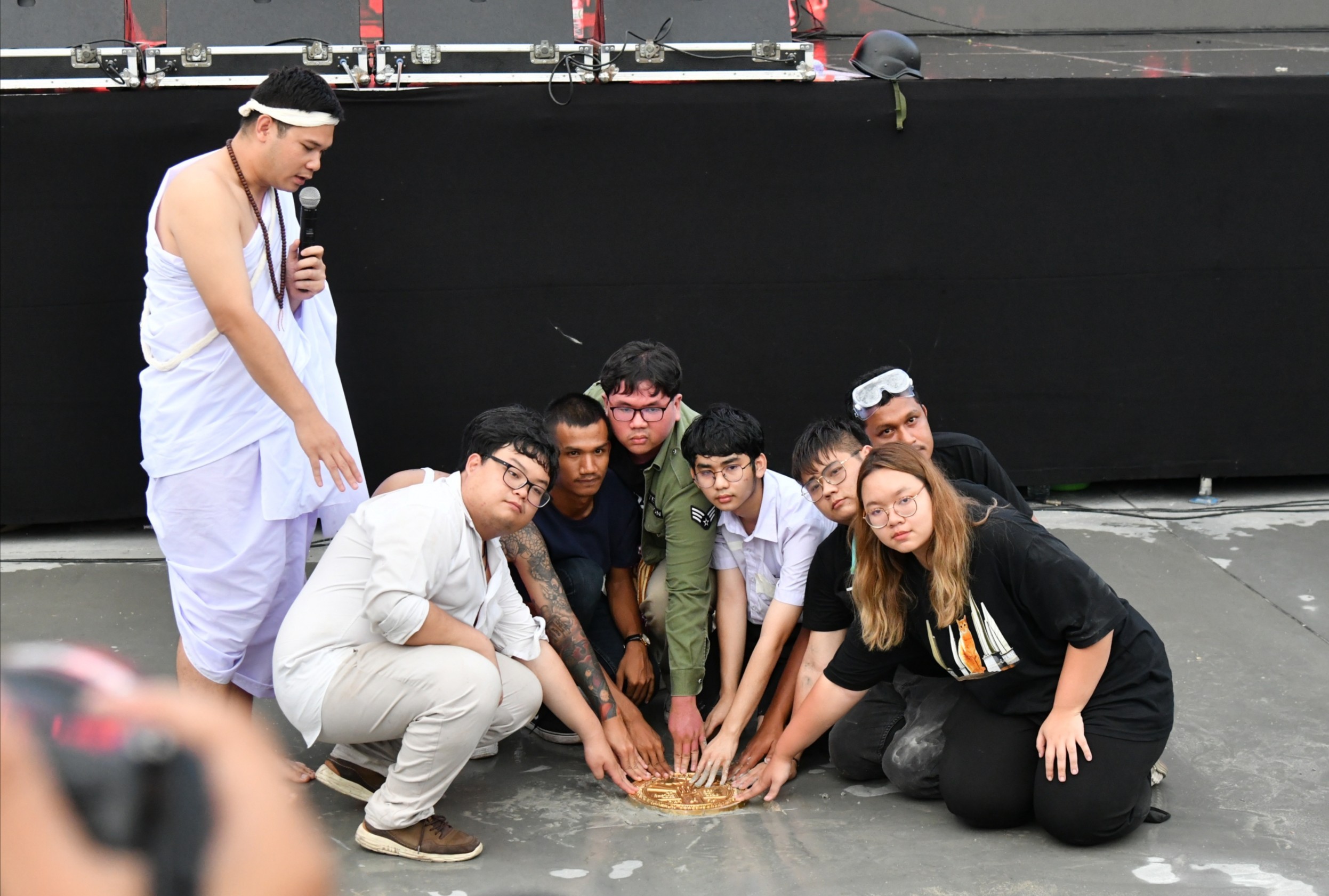ม็อบ 19 กันยา ปักหมุดคณะราษฎร สาปแช่งคนรื้อถอน