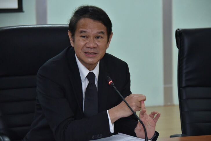 คณิศ แสงสุพรรณ คณิศ แสงสุพรรณ
