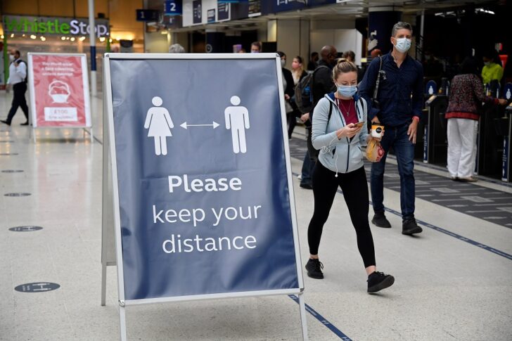 Coronavirus disease (COVID-19) outbreak, in London บริษัทประกันในอังกฤษ