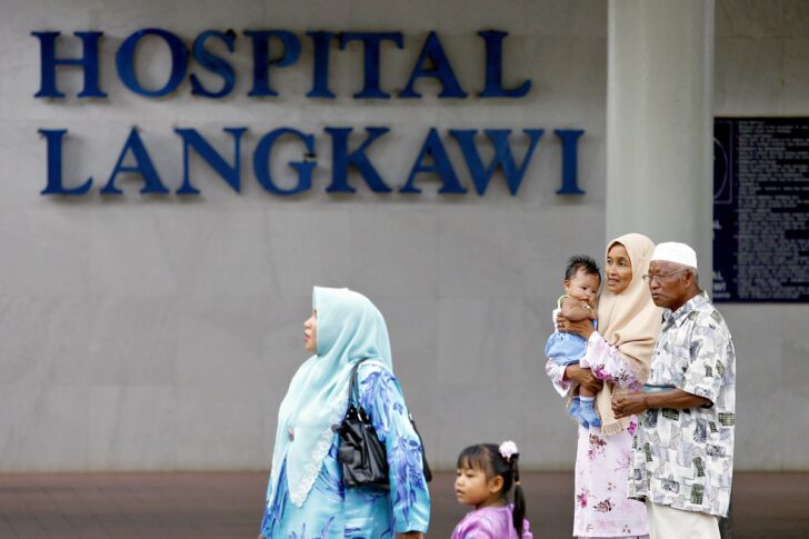 MALAYSIA-POLITICS-MAHATHIR-HEALTH โรงพยาบาลในมาเลเซีย