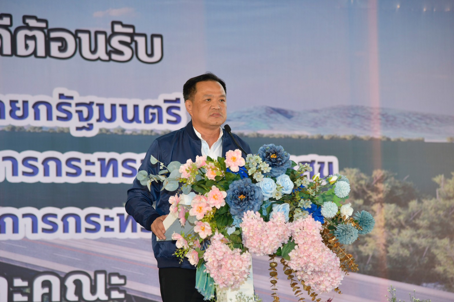 “อนุทิน-ศักดิ์สยาม” เร่งสร้างถนน-สะพานบูมท่องเที่ยวเกาะลันตา