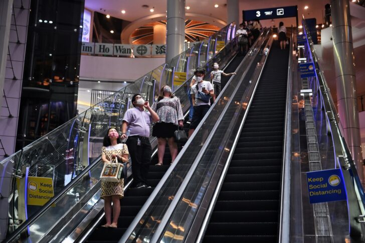 THAILAND-LIFESTYLE ช้อปปิ้งในห้าง