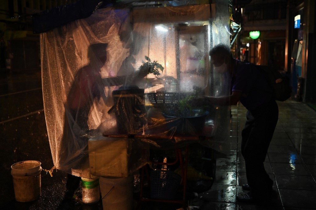 กทม. รื้อคุณสมบัติผู้ค้ารองรับผู้มีรายได้น้อย-ผู้ได้รับผลกระทบโควิด