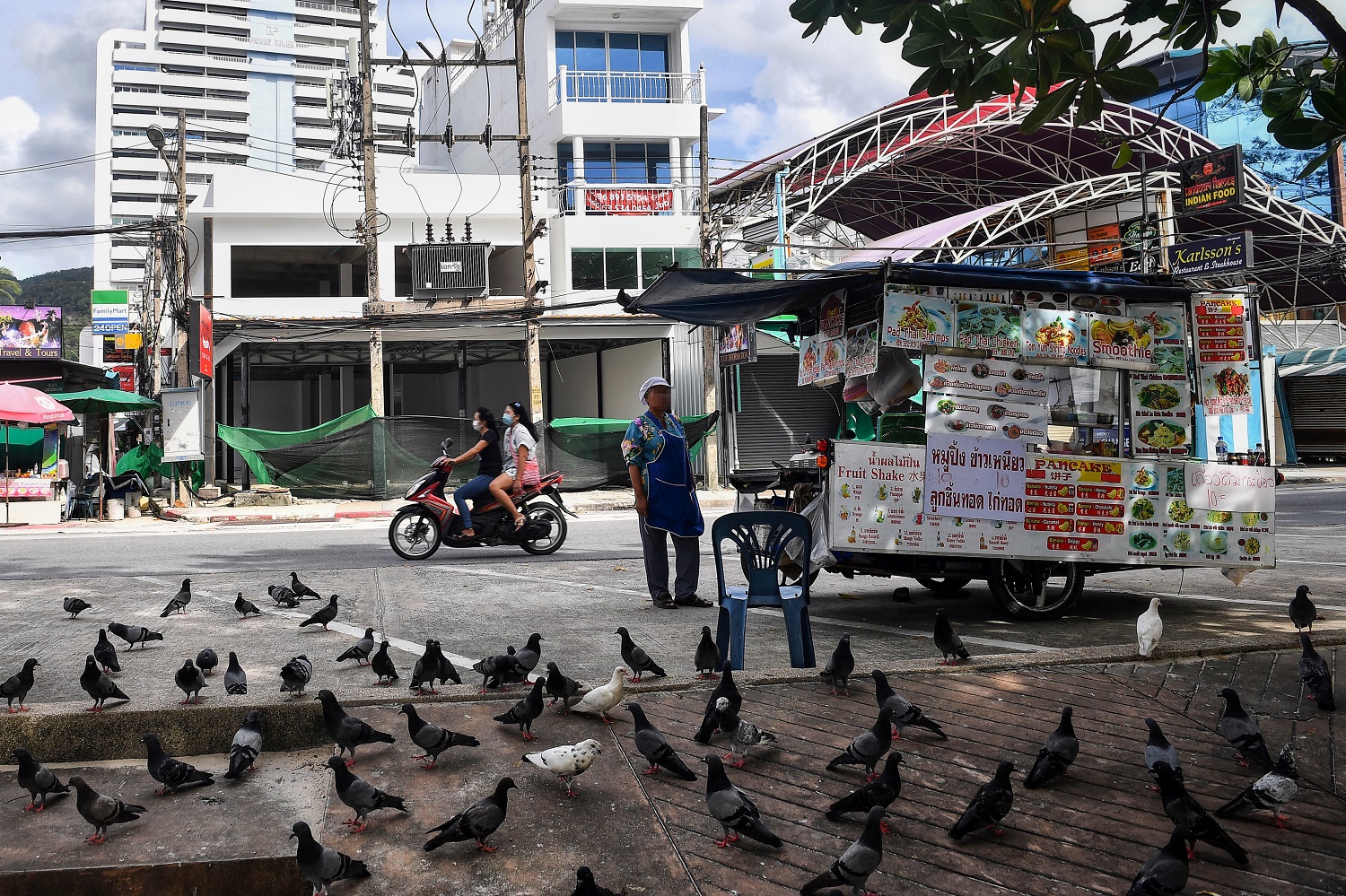 วิจัยกรุงศรี คาด กนง.ตรึงดอกเบี้ยทั้งปี 0.5% เศรษฐกิจฟื้นตัวเปราะบาง
