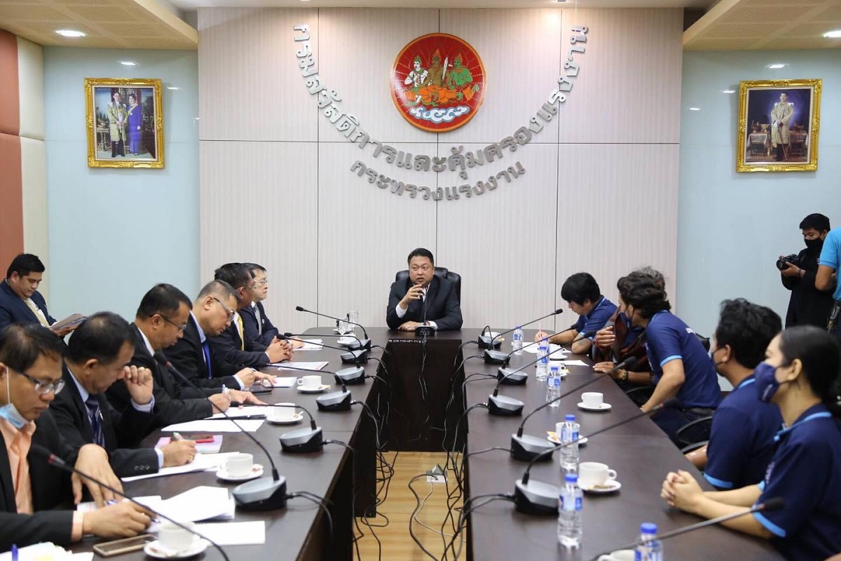 จับตาแรงงานไทย บีบเซ็น “ลาออก” เลี่ยงจ่ายชดเชย