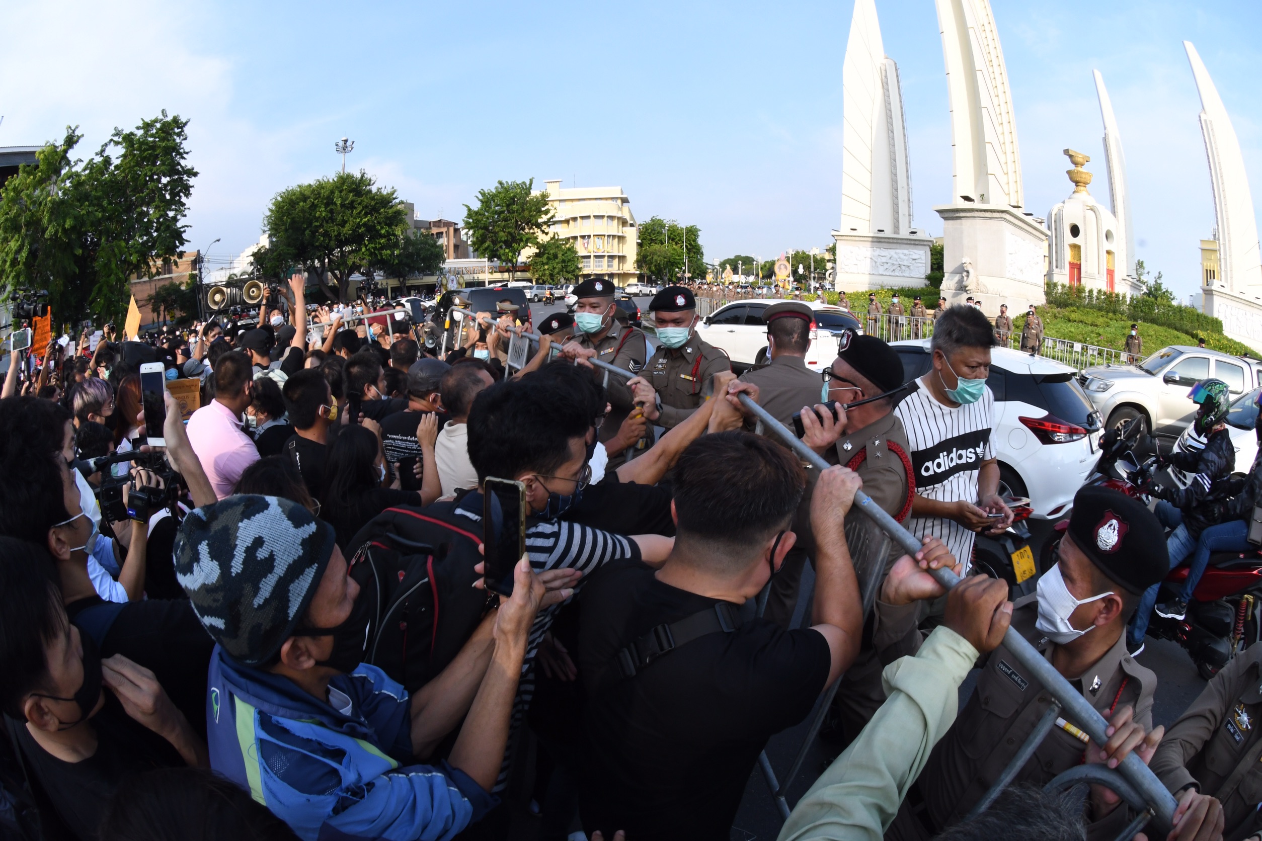 เครือข่ายคณะราษฎร 2563 ไล่ “ระบอบประยุทธ์”-เซตซีโร่การเมือง
